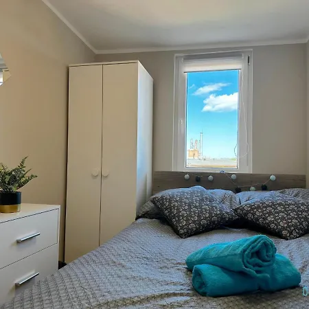 Rene -10 Minutes To Old Town & Sea * グダニスク