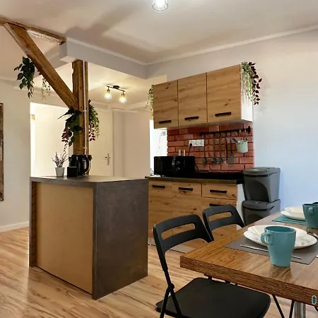 Rene -10 Minutes To Old Town & Sea Gdansk