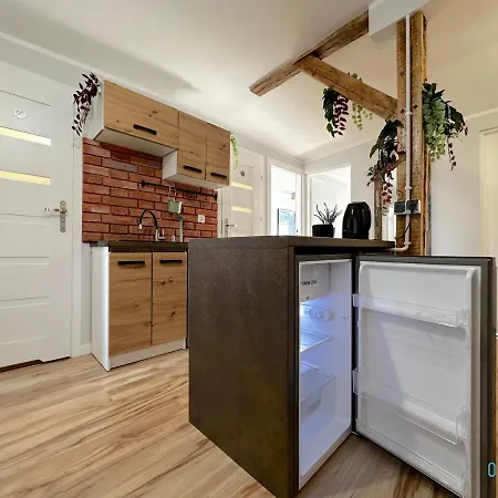 Rene -10 Minutes To Old Town & Sea