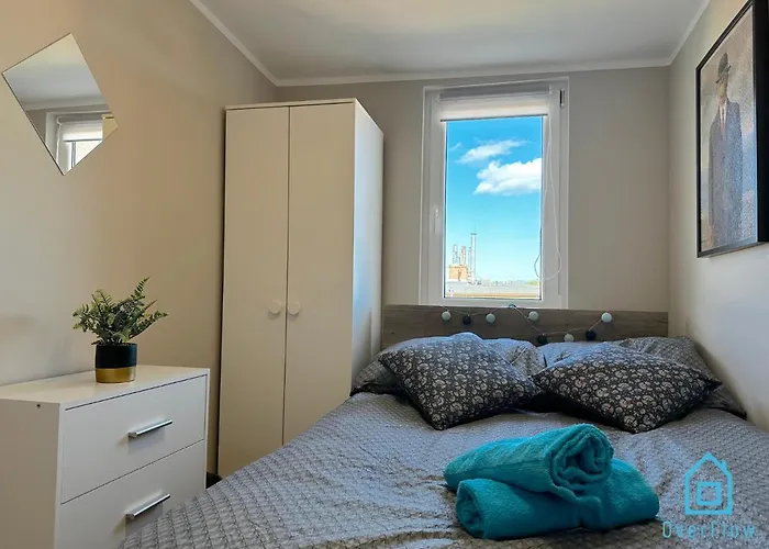 Rene -10 Minutes To Old Town & Sea * גדנסק