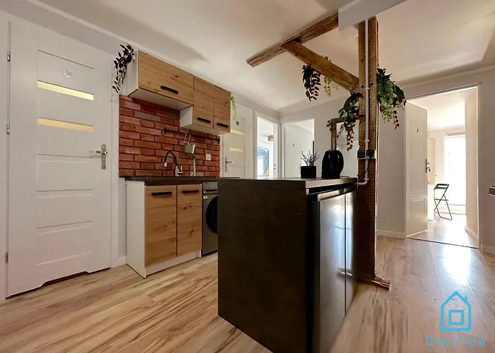 Rene -10 Minutes To Old Town & Sea בית אירוח *