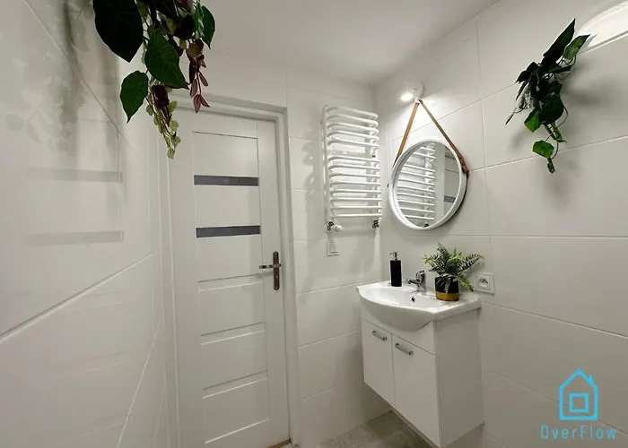 Rene -10 Minutes To Old Town & Sea גדנסק