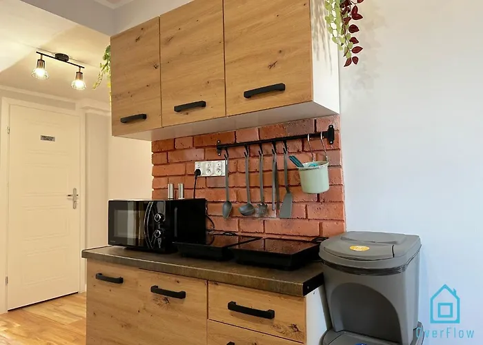 Rum i privatbostad Rene -10 Minutes To Old Town & Sea